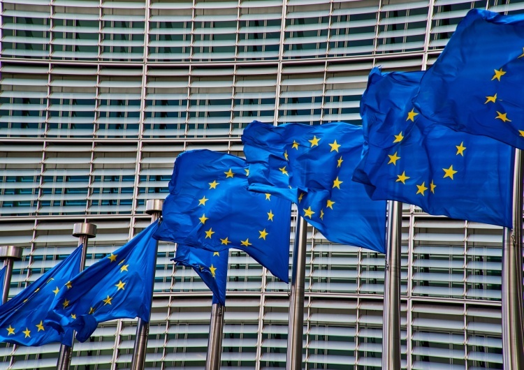 Siedziba Komisji Europejskiej w Brukseli Co dalej z ustawą o SN? „Pozwólmy Komisji Europejskiej ośmieszyć się do końca”
