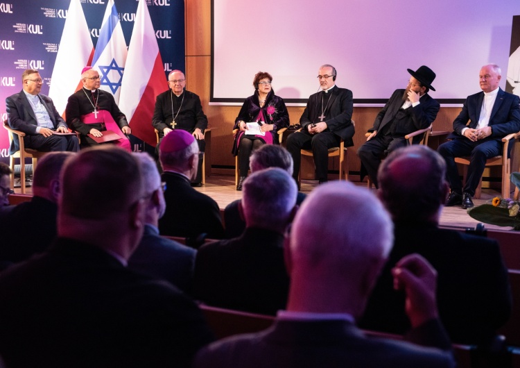 Stanisław Budzik, Artur Miziński, Mirosław Stanisław Wróbel, Susannah Heschel, Symcha Keller, Mirosław Kalinowski, Pierbattista Pizzaballa  Na inauguracji Centrum Heschela KUL goście z całego świata