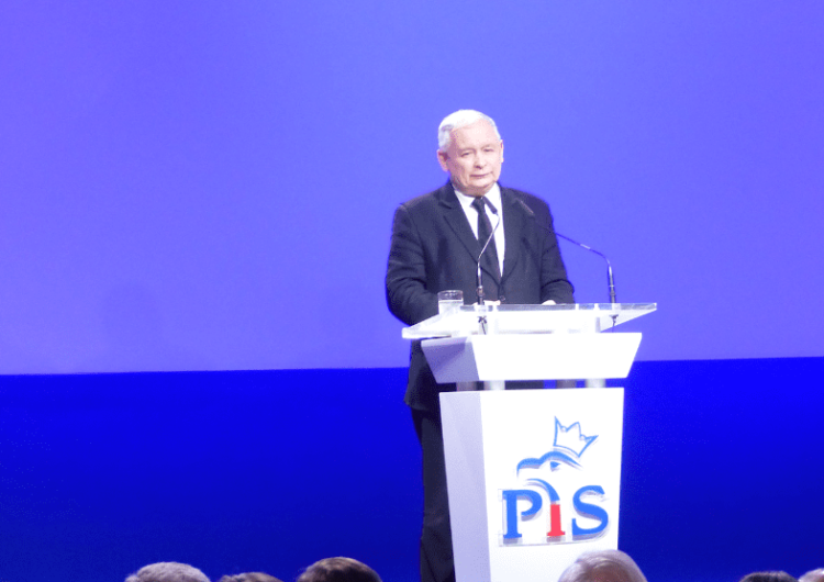 Jarosław Kaczyński Prezenty dla PiS-u