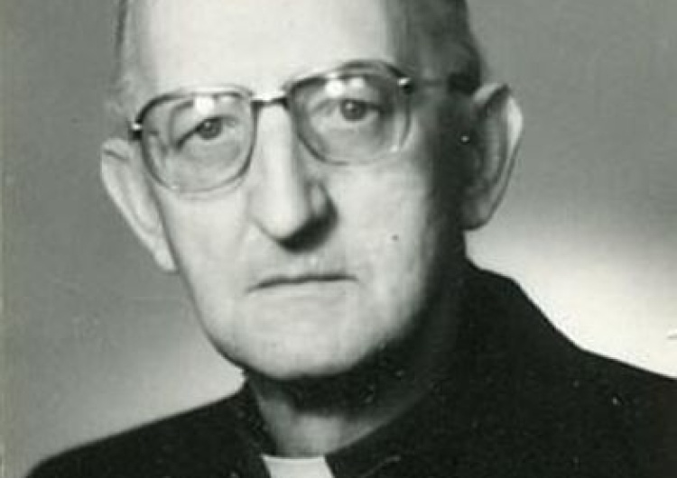 ks. Franciszek Blachnicki Ks. Franciszek Blachnicki zostanie pośmiertnie odznaczony Orderem Orła Białego