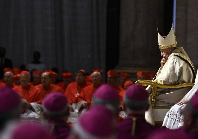 Papież Franciszek Papież Franciszek oficjalnie ogłosił Jubileusz 2025: Będzie on Rokiem Świętym, charakteryzującym się nadzieją