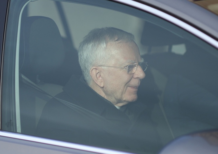 abp Marek Jędraszwski Abp Jędraszewski na Wawelu: Mamy nadzieję, że w zwycięstwie Chrystusa już uczestniczą śp. prof. Lech Kaczyński i jego małżonka Maria