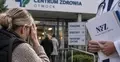 szpital wejście tablica pacjent lekarz