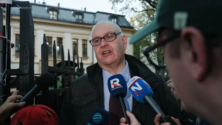 Bogdan Święczkowski przed TK