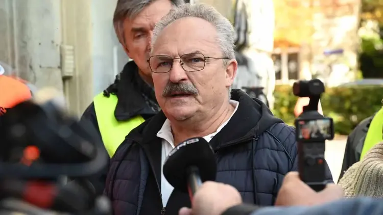 Burzliwe wydarzenia przed TK. Jakubiak: „Za chwilę będą nas wyłapywać na ulicach”