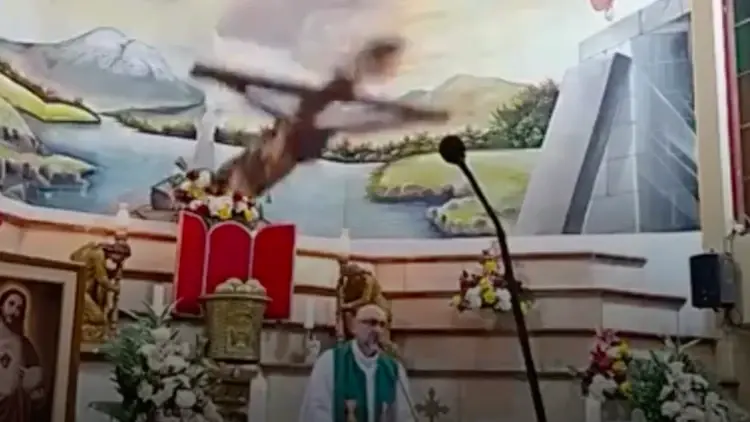kapłan w Ekwadorze ginie pod krzyżem