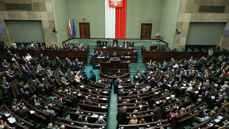 Ławy poselskie, Sejm RP
