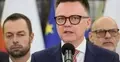 Szymon Hołownia podczas konferencji prasowej