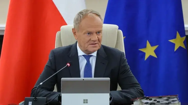 donald tusk na posiedzeniu rządu