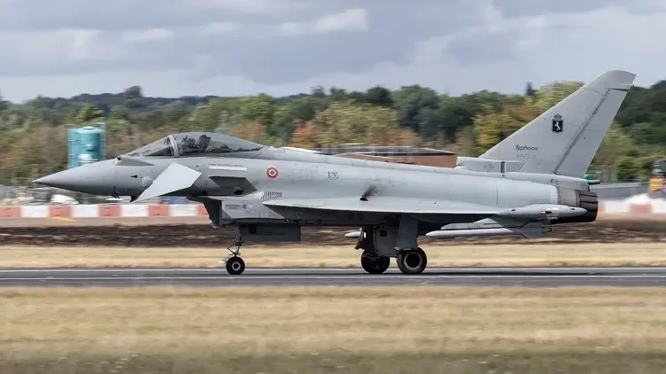 Eurofighter Typhoon włoski w bazie