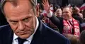 Donald Tusk, Karol Nawrocki pozdrawiający tłumy