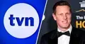Logo TVN po lewej. Po prawej szef Skydance David Ellison w garniturze. Kolaż oddzielony białą, ukośną linią