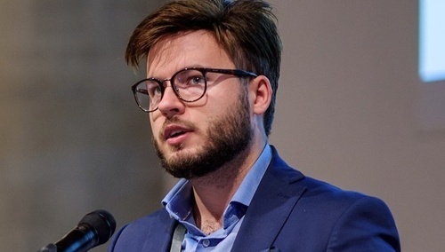 Aktywista Bartosz Staszewski