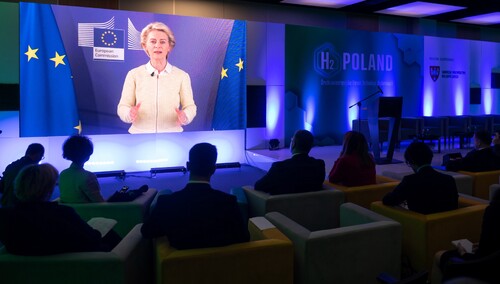 Pieniądze z KPO nie tak prędko? Von der Leyen pisze do lewicowych europosłów
