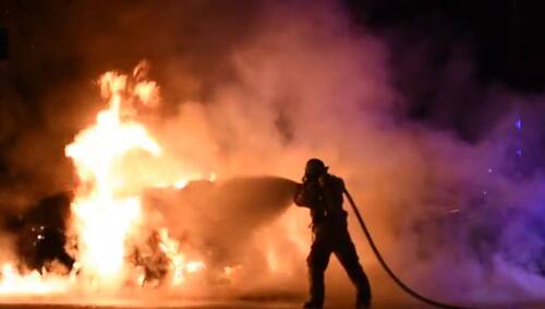 Powrót pożarów w Grecji? Wielki pożar w Nea Makri w regionie Attyki; zarządzono ewakuację