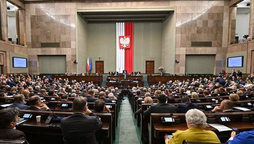 Co Polacy sądzą o zakazu sprzedaży alkoholu w Sejmie?