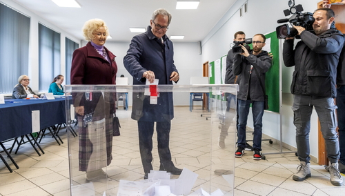 Zbigniew Czerwiński podczas głosowania 