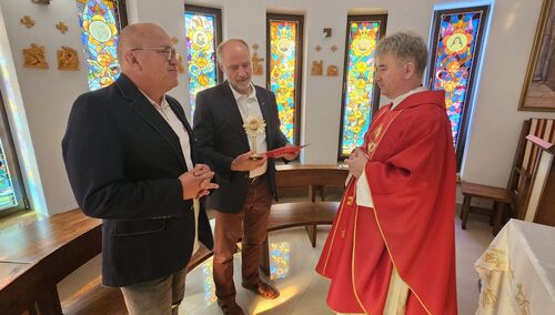 Przekazanie relikwii ks. Jerzego Popiełuszki