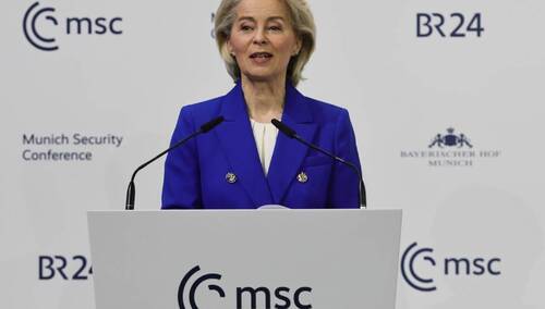 Przewodnicząca Komisji Europejskiej Ursula von der Leyen przemawia podczas Monachijskiej Konferencji Bezpieczeństwa