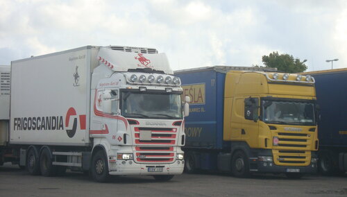 Wielka Brytania i Francja luzują wymogi dotyczące testów na koronawirusa dla kierowców ciężarówek