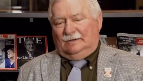 "Zaczęło się..." Lech Wałęsa wylicza objawy po szczepieniu