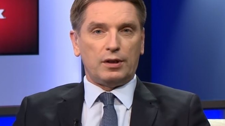„Newsweek” na celowniku po tekście WP o Tomaszu Lisie. Państwowa Inspekcja Pracy rozpocznie kontrolę