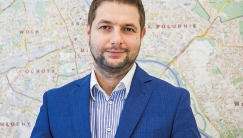 Zamieszanie ws. artykułu Wyborczej o manipulacjach Barta Staszewskiego. Patryk Jaki komentuje