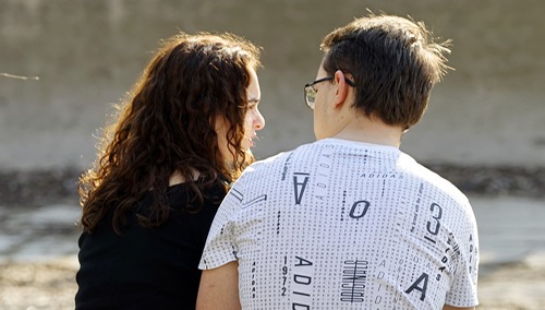 Młodzi pracownicy - zdjęcie poglądowe