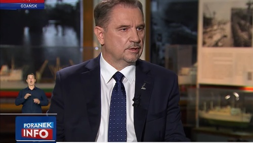 Piotr Duda w „Gościu Wiadomości”: Ludzie, którzy nienawidzą Związku i nie bronią JP2, dziś fetują powstanie Solidarności