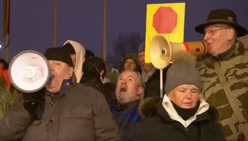 „W jaki sposób mamy sobie poradzić?”. Mieszkańcy niemieckiego miasteczka nie chcą imigrantów