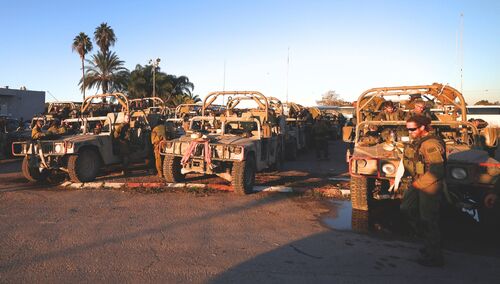 Żołnierze armii izraelskiej przy granicy ze Strefą Gazy