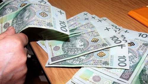 Dochód gwarantowany – konieczność czy zagrożenie?