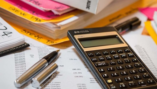 Podatek, kalkulator, zdjęcie podglądowe