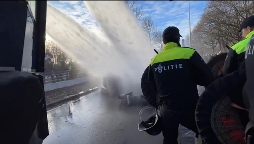Aktywiści klimatyczni wykorzystują dzieci jako żywe tarcze. Ujawniono szokujące informacje