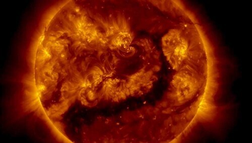 Dziura koronalna na Słońcu