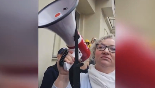 Marta Lempart na proteście przed "przychodnią" aborcyjną "Abotak"