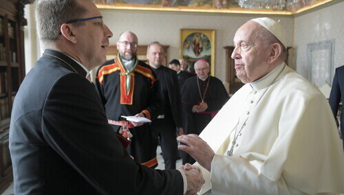 Papież i ekumeniczna delegacja z Finlandii