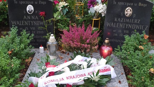 grób Anny Walentynowicz i Kazimierza Walentynowicza