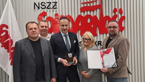 Janusz Kowalski i przedstawiciele NSZZ "S" Pracowników Poczty Polskiej