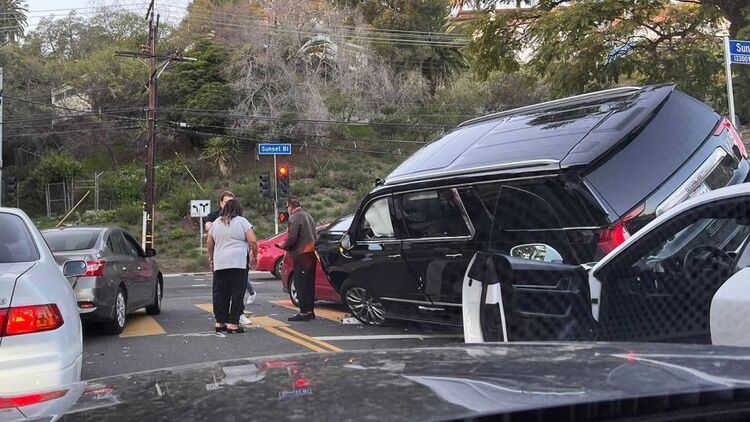 Zdjęcia z wypadku z udziałem Arnolda Schwarzeneggera