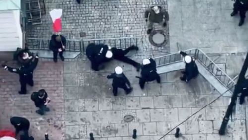 Policja podczas protestu rolników