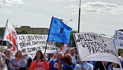 Pikieta w obronie zwolnionych z Animexu