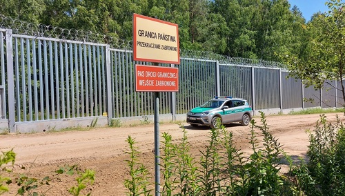 „Białoruskie służby specjalistycznymi narzędziami forsują zabezpieczenia na granicy”. Zaskakujące informacje