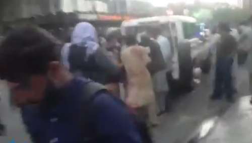 Do ataku doszło w okolicach jednej z bram wejściowych na teren lotniska w Kabulu