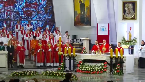 Msza św. pod przewodnictwem abp. Adriana Galbasa