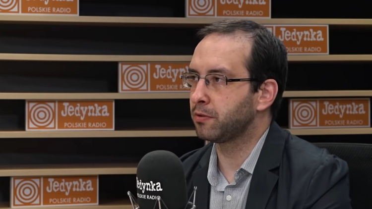 "Rozbudowa armii jest Polsce potrzebna, by… zaatakować Ukrainę". Żaryn obnaża rosyjską propagandę