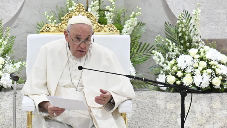 Papież Franciszek w kościele pw. Najświętszego Serca Jezusa w Manamie