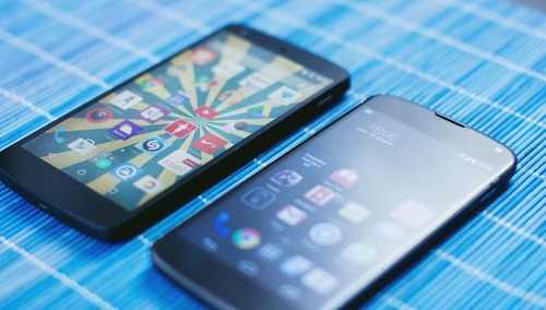 Telefony komórkowe - zdjęcie poglądowe