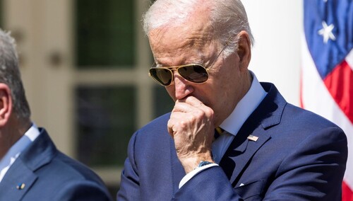 "Ukraińskie władze są coraz bardziej sfrustrowane". Biały Dom ociąga się z wysłaniem specjalnej broni na Ukrainę