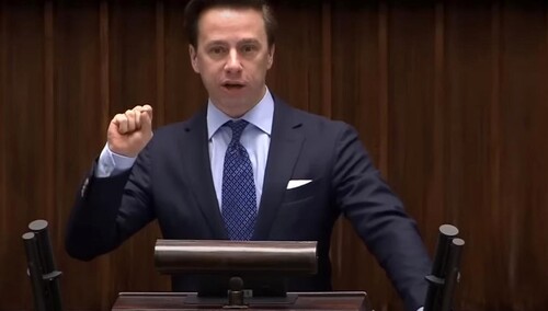 Krzysztof Bosak zobaczył zdjęcie z cukierni i nie wytrzymał 